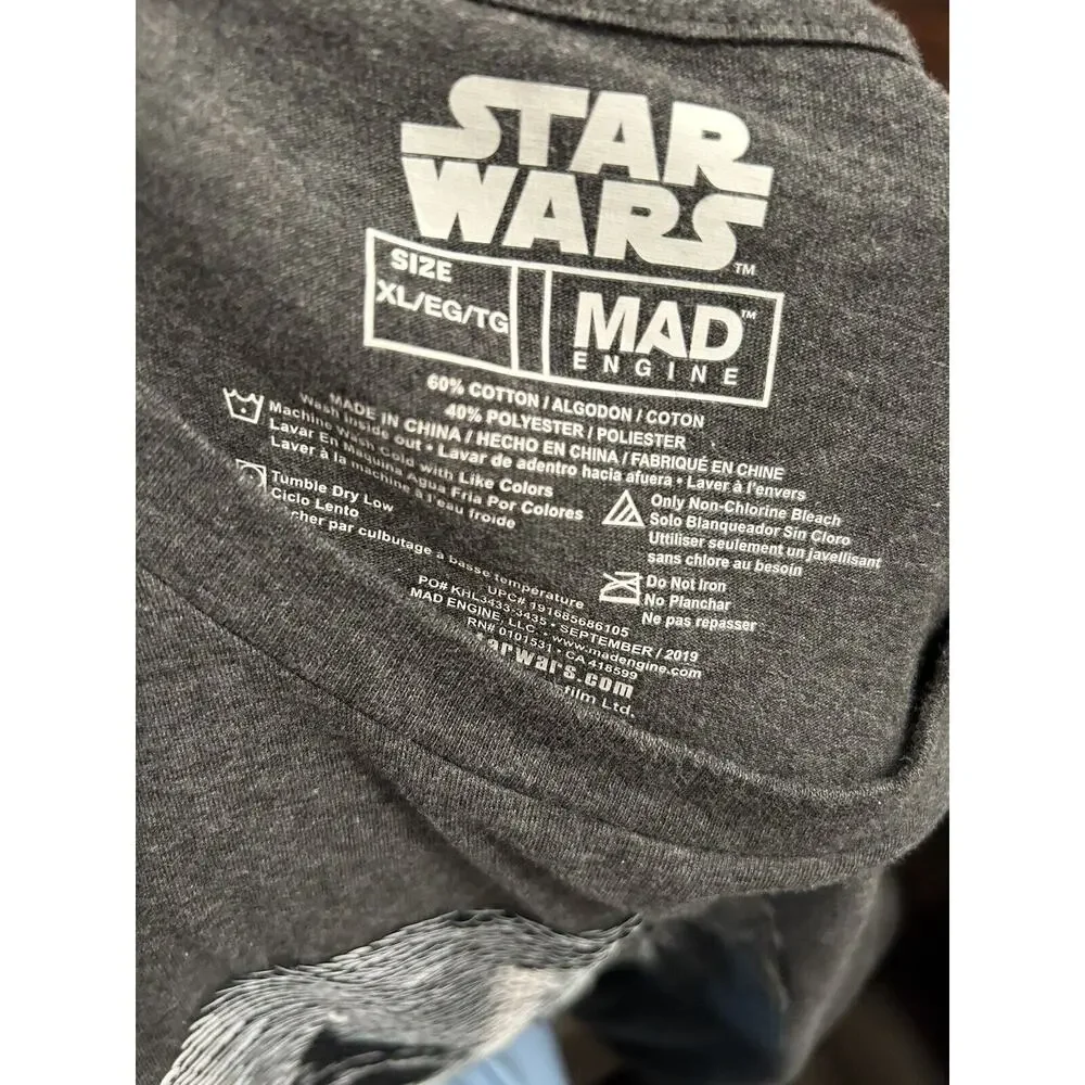 Star Wars Mad Engine Darth‎ Vader/Stormtrooper Switchable T-Shirt Youth XL